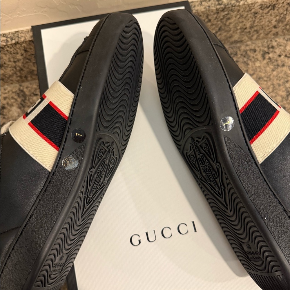 Gucci Black Leather Men's Sneakers - Picture 4 of 7